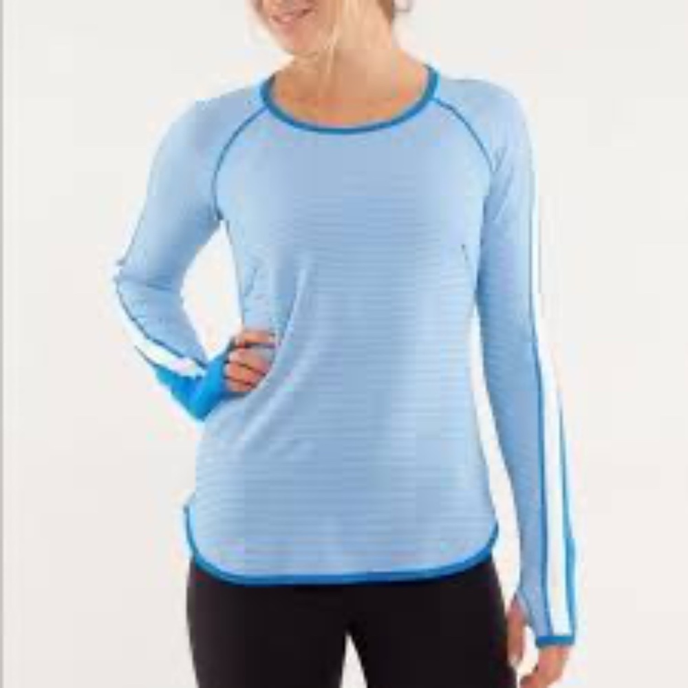 Lululemon Womens Blue Stripe "Runder Under"  Shirt Size 15 Inch Pit To Pit